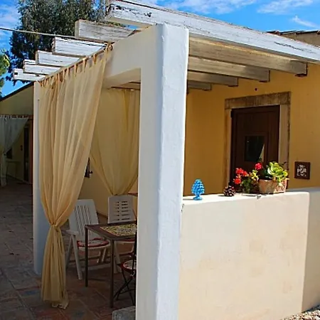 Punta Milocca Sleeps 2 Wifi T764356 Apartament Terrauzza