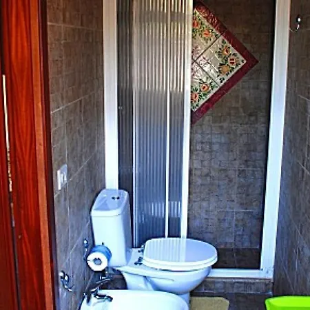Apartament Punta Milocca Sleeps 2 Wifi T764356 *