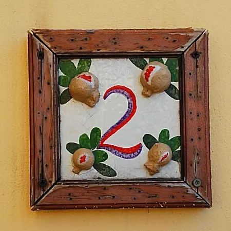 Apartament Punta Milocca Sleeps 2 Wifi T764356 Terrauzza